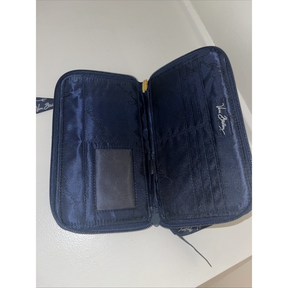 New Vera Bradley Zip Around Wallet, Happy Snails - Picture 4 of 6